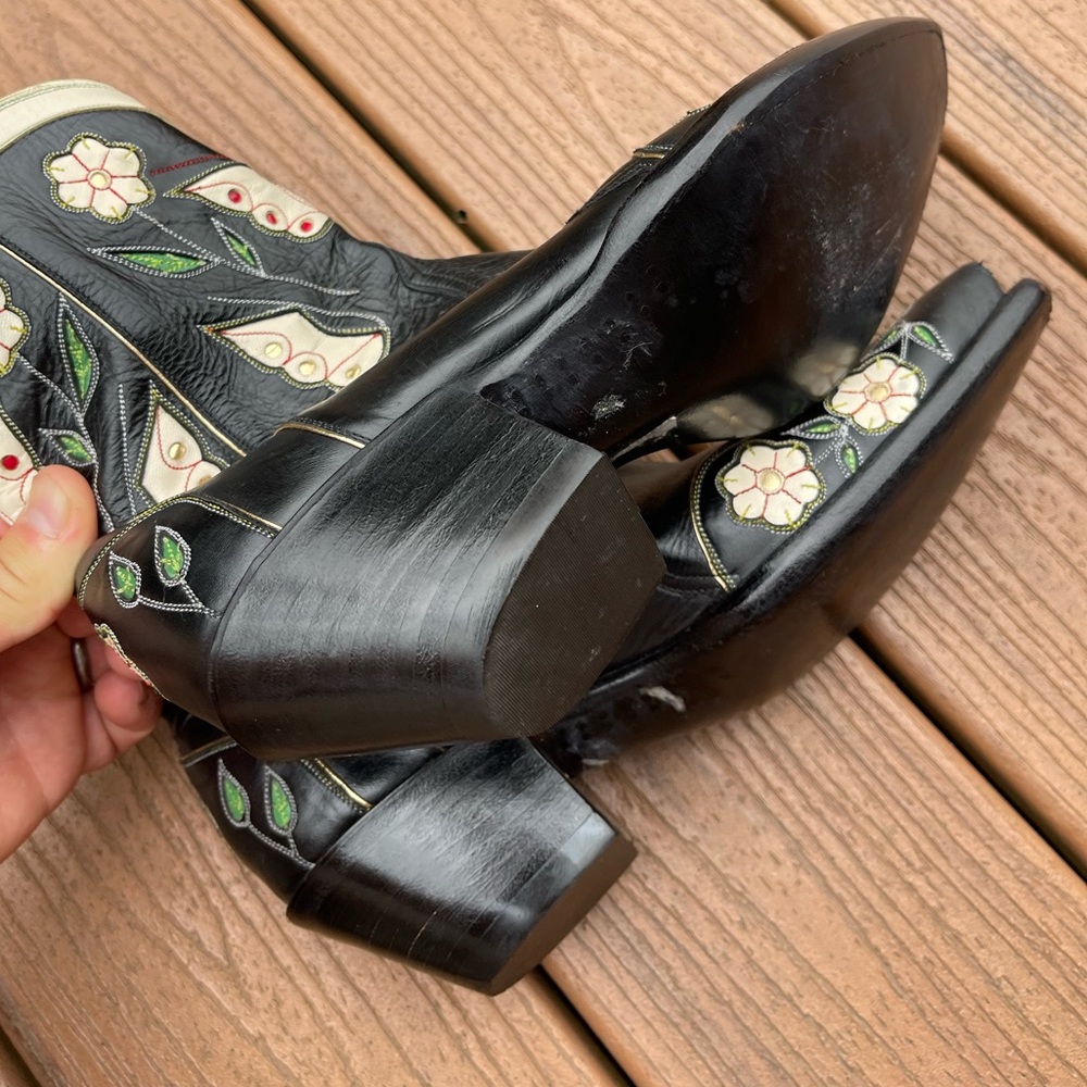 Back at the Ranch Cowboy Boots - Picture 3 of 3